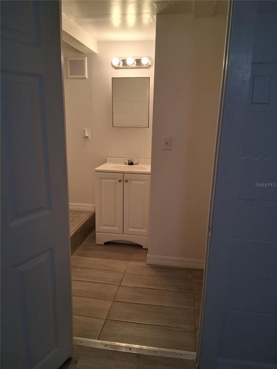 En Venta: $540,000 (5 camas, 2 baños, 2520 Pies cuadrados)