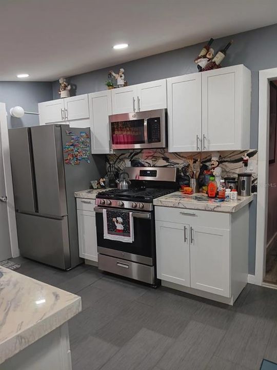 En Venta: $540,000 (5 camas, 2 baños, 2520 Pies cuadrados)