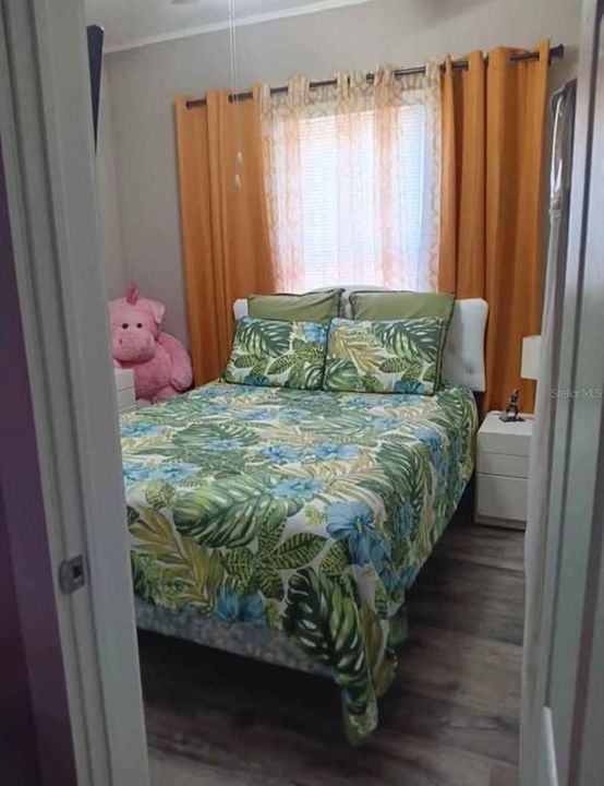 En Venta: $540,000 (5 camas, 2 baños, 2520 Pies cuadrados)