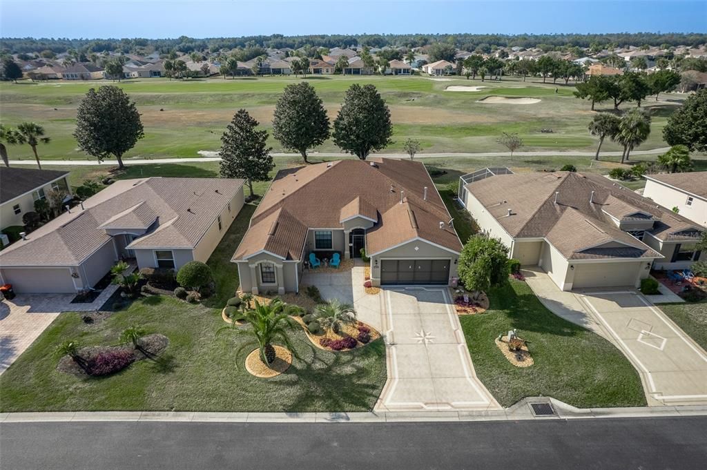 For Sale: $409,999 (3 beds, 2 baths, 2297 Square Feet)