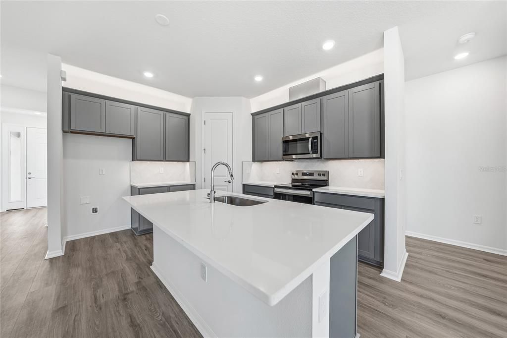 En Venta: $337,489 (3 camas, 2 baños, 1657 Pies cuadrados)