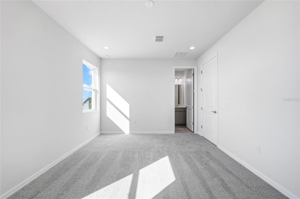 En Venta: $337,489 (3 camas, 2 baños, 1657 Pies cuadrados)