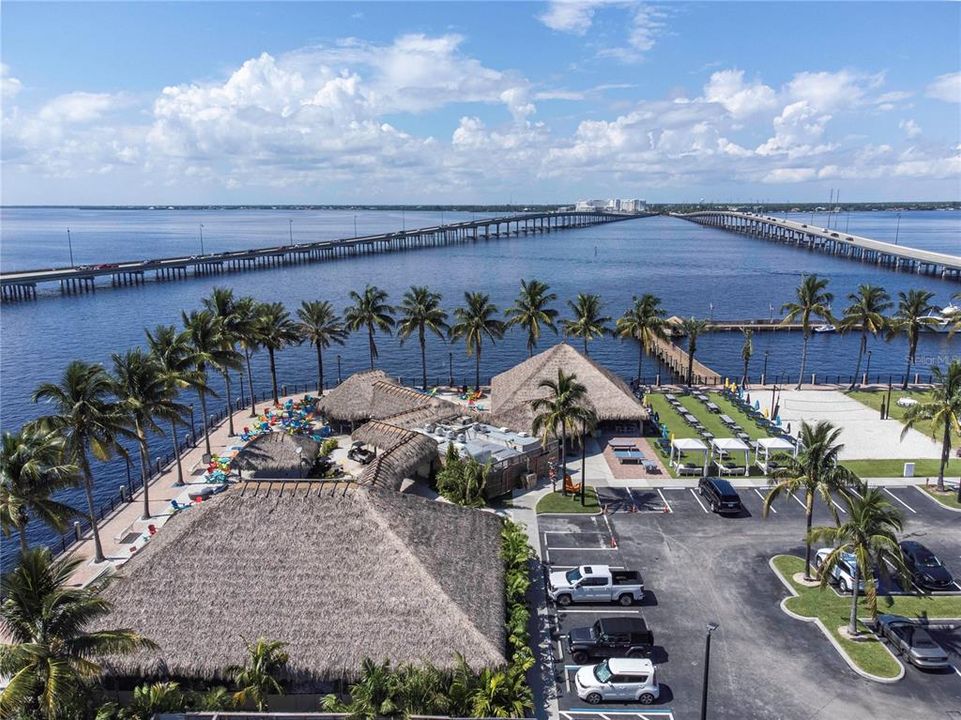 待售: $650,000 (0.34 acres)