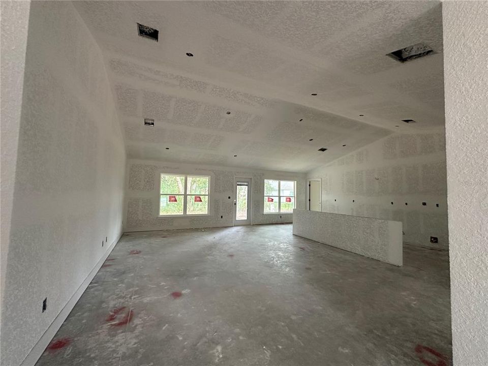 For Sale: $345,250 (4 beds, 3 baths, 2117 Square Feet)