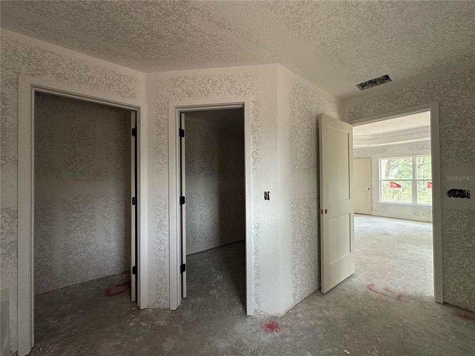 For Sale: $345,250 (4 beds, 3 baths, 2117 Square Feet)