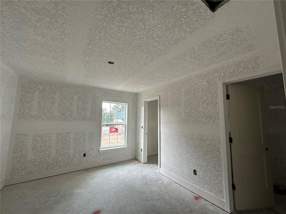 For Sale: $345,250 (4 beds, 3 baths, 2117 Square Feet)