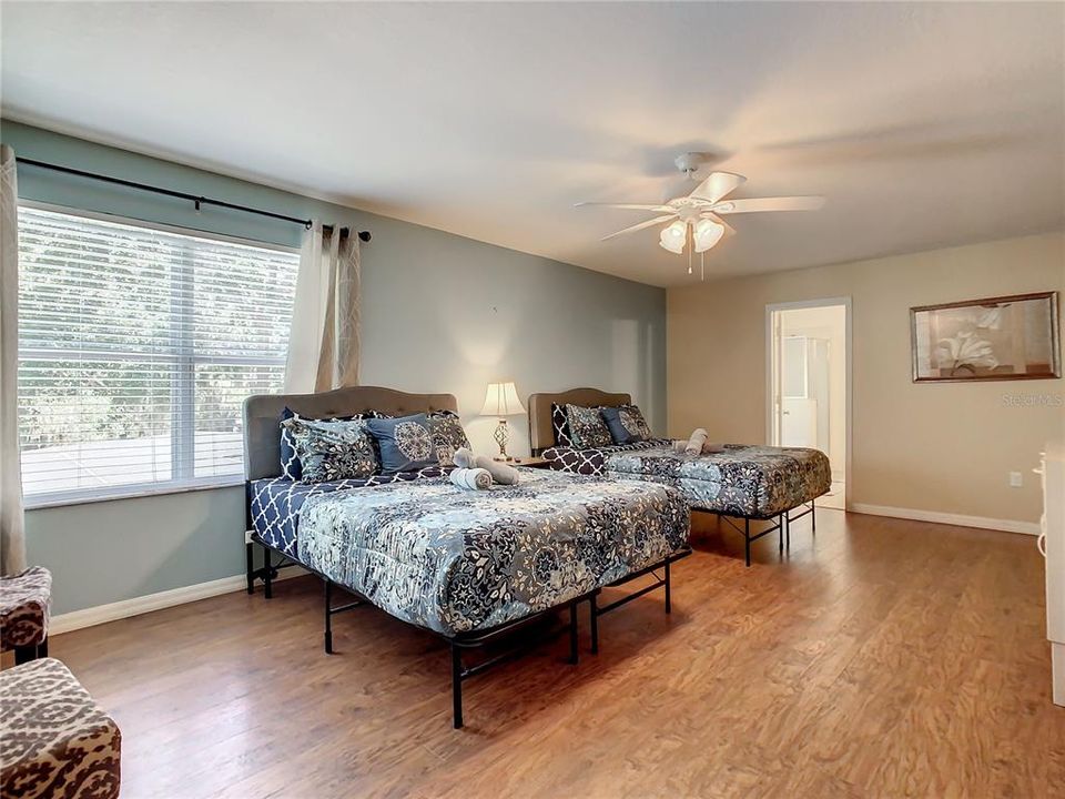 En Venta: $619,000 (8 camas, 5 baños, 3648 Pies cuadrados)