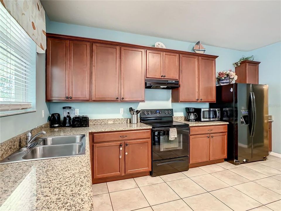 En Venta: $619,000 (8 camas, 5 baños, 3648 Pies cuadrados)