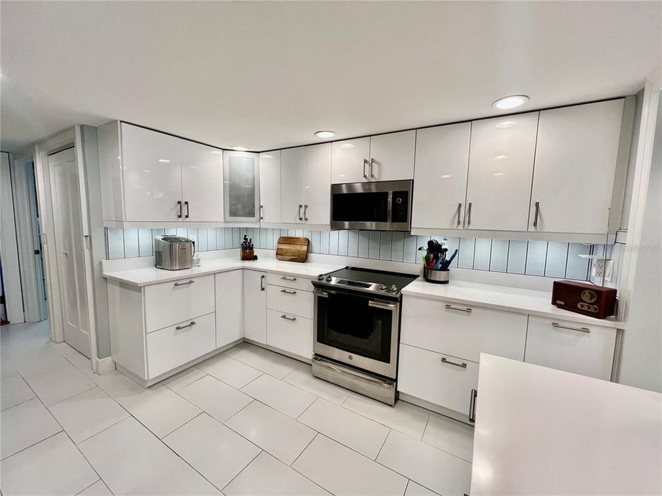 For Rent: $2,600 (3 beds, 2 baths, 1492 Square Feet)