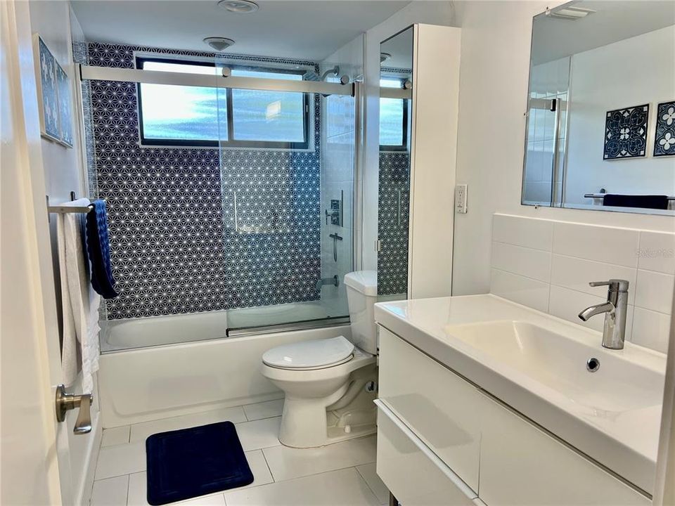 For Rent: $2,600 (3 beds, 2 baths, 1492 Square Feet)