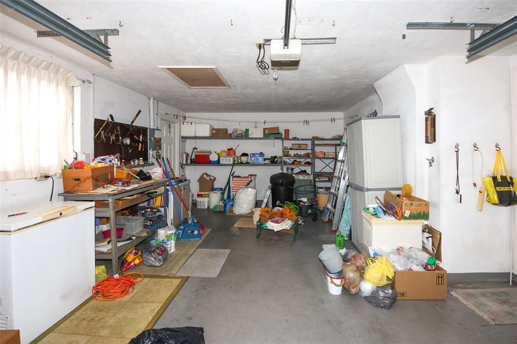 En Venta: $215,000 (2 camas, 2 baños, 1060 Pies cuadrados)