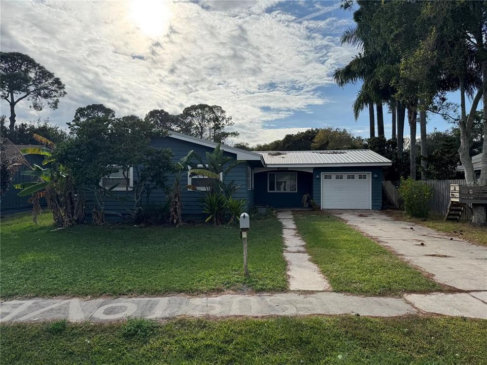 En Venta: $239,999 (2 camas, 2 baños, 1128 Pies cuadrados)