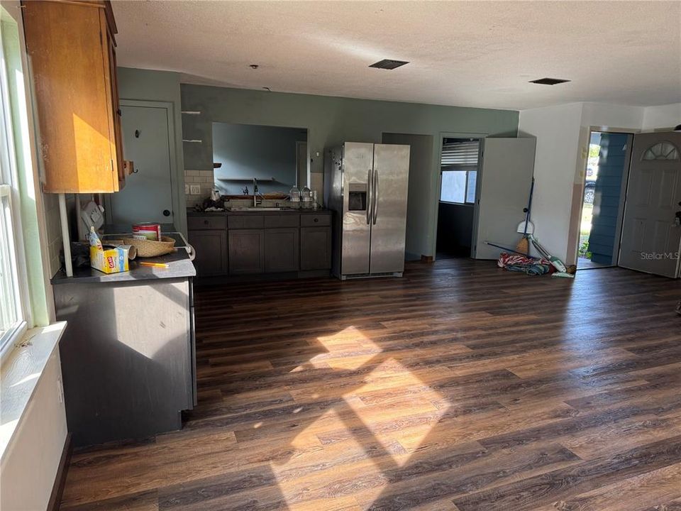 En Venta: $239,999 (2 camas, 2 baños, 1128 Pies cuadrados)