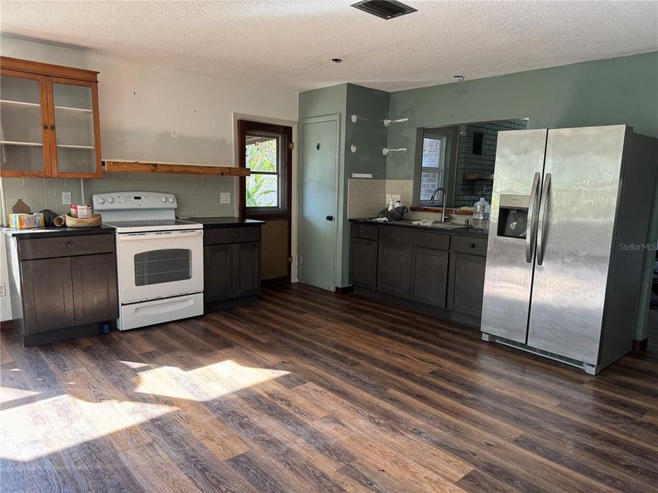 En Venta: $239,999 (2 camas, 2 baños, 1128 Pies cuadrados)