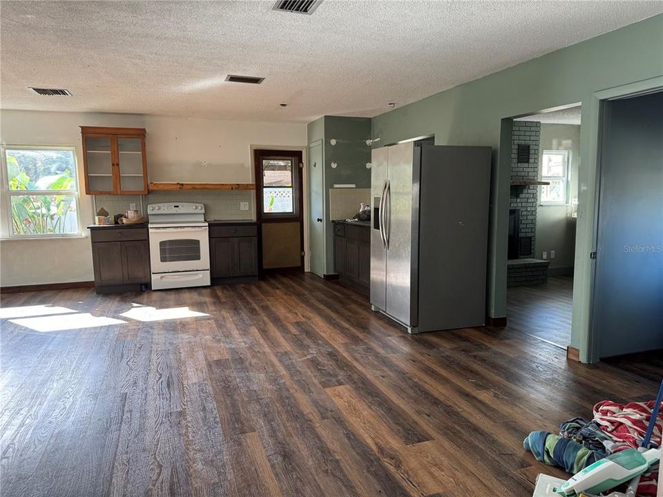 En Venta: $239,999 (2 camas, 2 baños, 1128 Pies cuadrados)