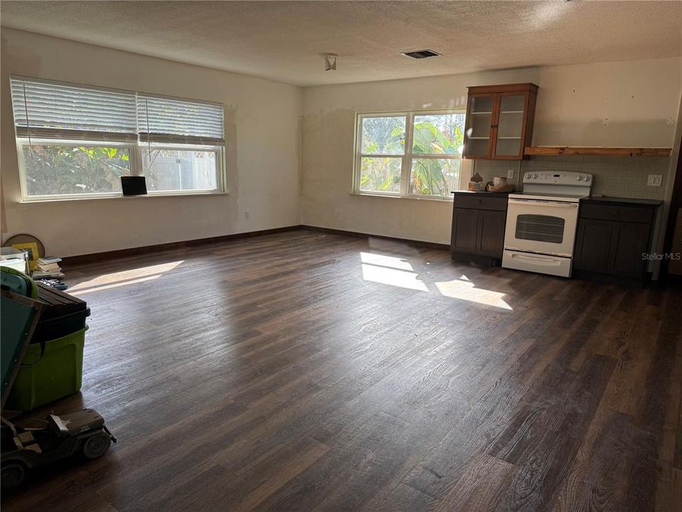 En Venta: $239,999 (2 camas, 2 baños, 1128 Pies cuadrados)