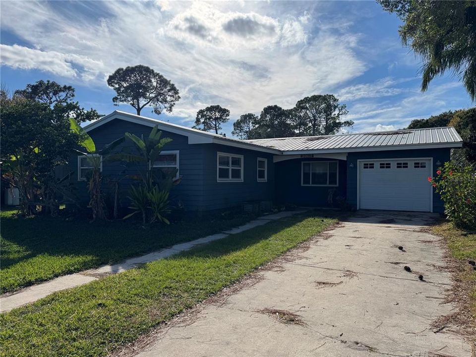 En Venta: $239,999 (2 camas, 2 baños, 1128 Pies cuadrados)