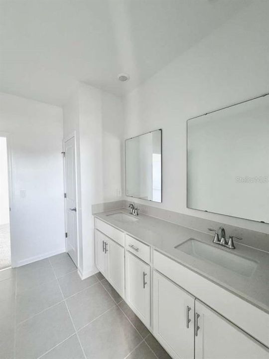 En Renta: $3,200 (4 camas, 2 baños, 2781 Pies cuadrados)