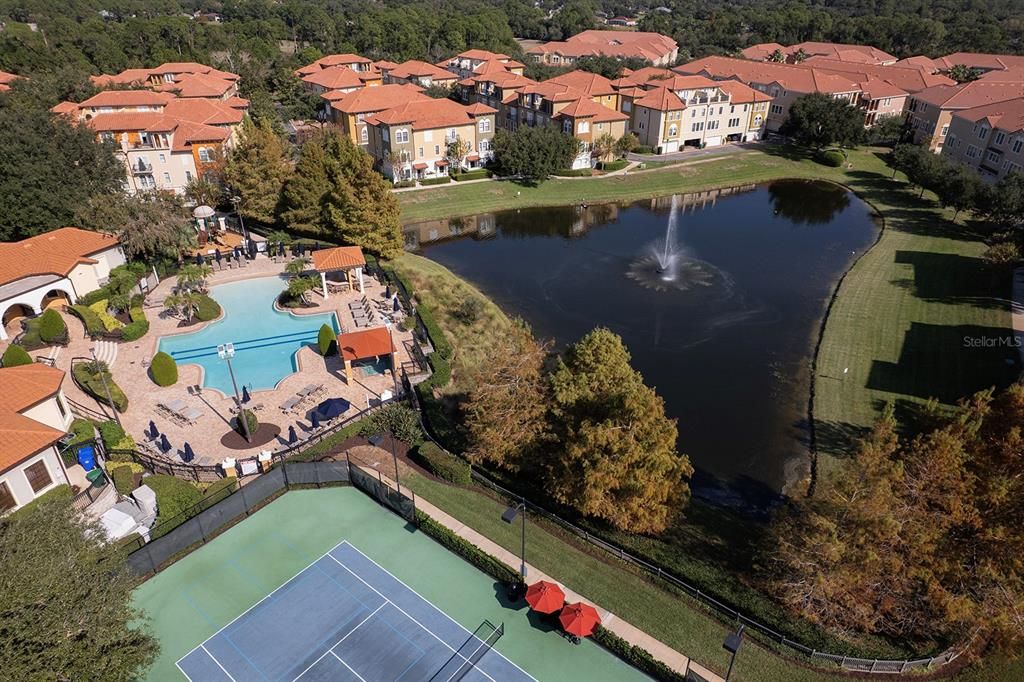 En Venta: $545,000 (4 camas, 3 baños, 2388 Pies cuadrados)