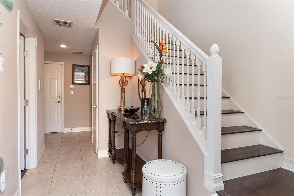 En Venta: $545,000 (4 camas, 3 baños, 2388 Pies cuadrados)