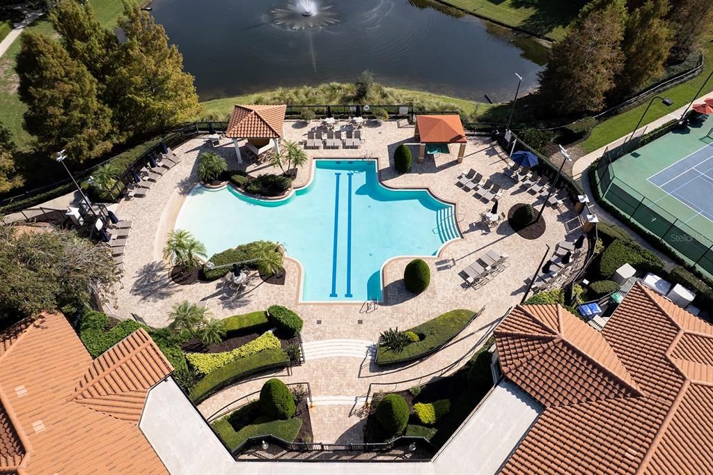 En Venta: $545,000 (4 camas, 3 baños, 2388 Pies cuadrados)