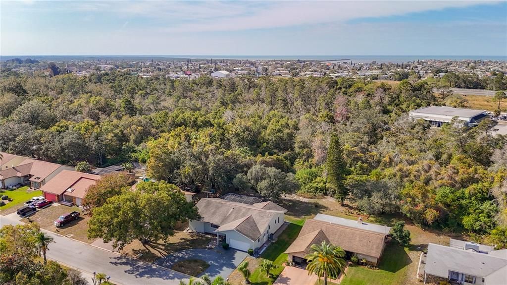 待售: $265,000 (2 贝兹, 2 浴室, 1865 平方英尺)