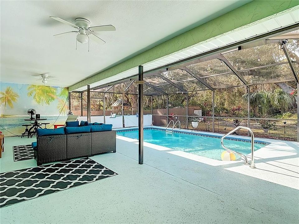 待售: $265,000 (2 贝兹, 2 浴室, 1865 平方英尺)