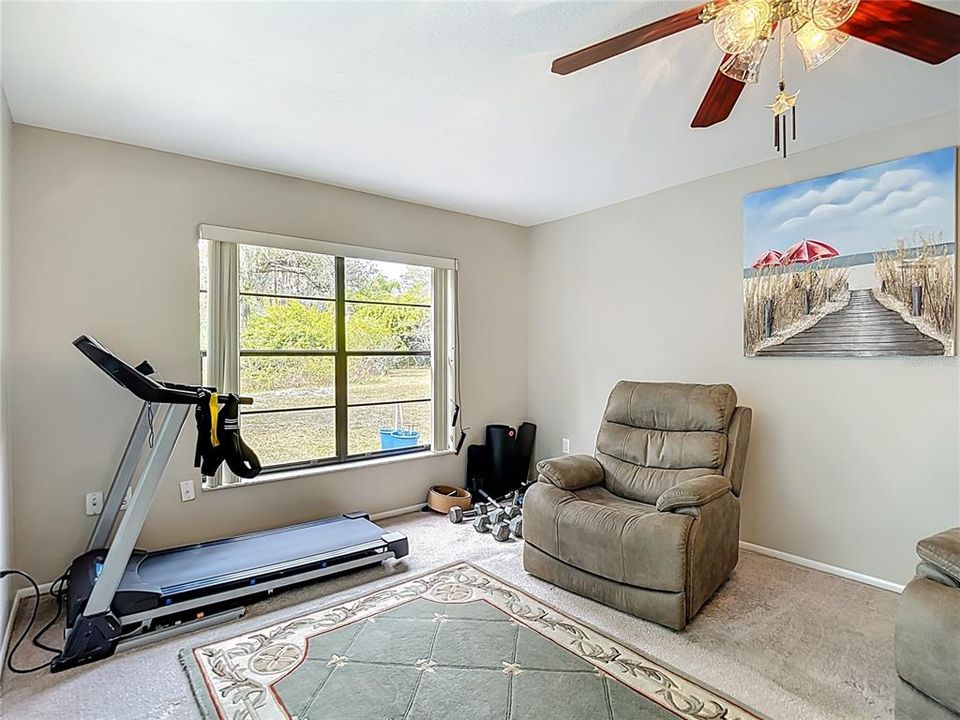 待售: $265,000 (2 贝兹, 2 浴室, 1865 平方英尺)