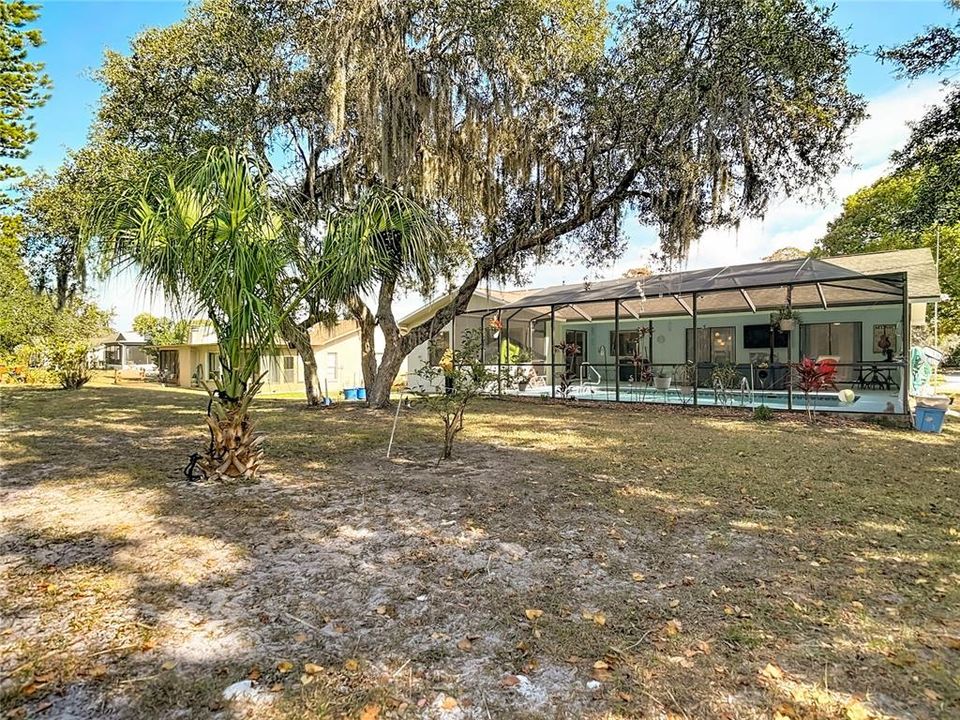 待售: $265,000 (2 贝兹, 2 浴室, 1865 平方英尺)