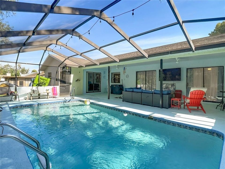 待售: $265,000 (2 贝兹, 2 浴室, 1865 平方英尺)