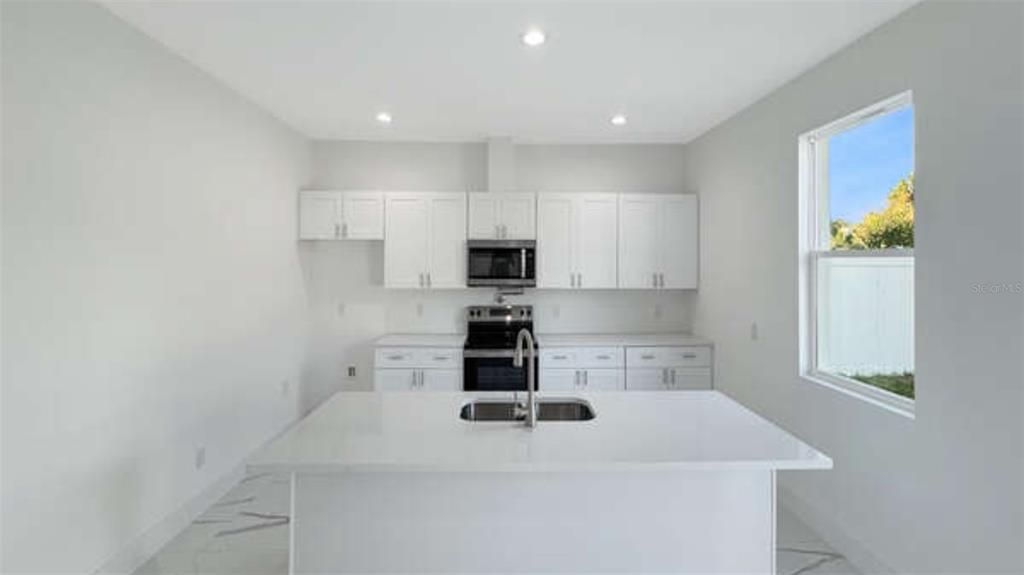 For Sale: $429,000 (3 beds, 2 baths, 2000 Square Feet)