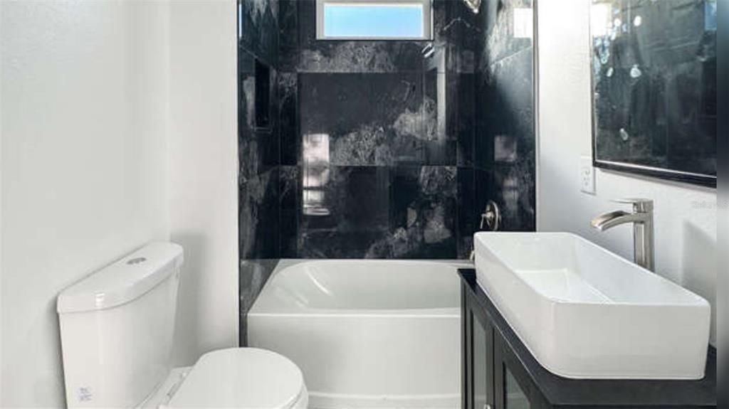 For Sale: $429,000 (3 beds, 2 baths, 2000 Square Feet)