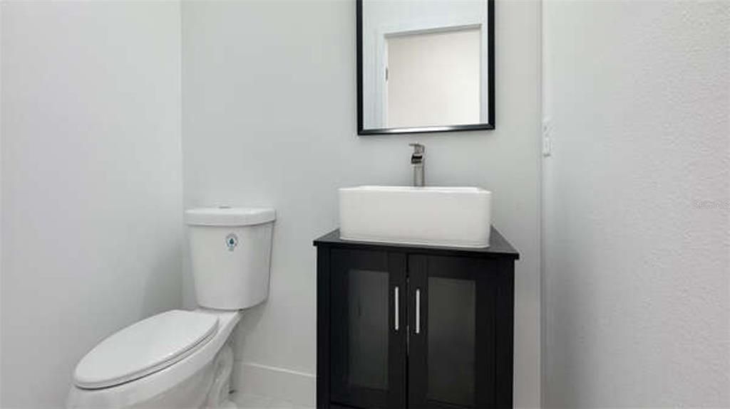 For Sale: $429,000 (3 beds, 2 baths, 2000 Square Feet)