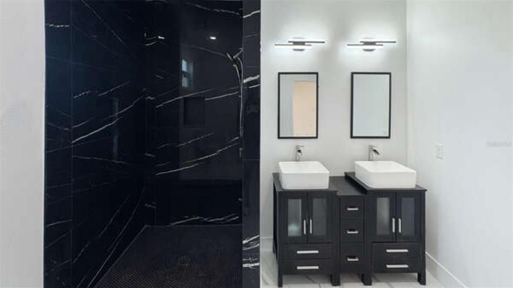 For Sale: $429,000 (3 beds, 2 baths, 2000 Square Feet)