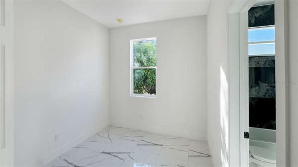 For Sale: $429,000 (3 beds, 2 baths, 2000 Square Feet)