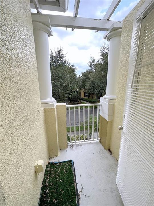 For Rent: $2,750 (3 beds, 2 baths, 1856 Square Feet)