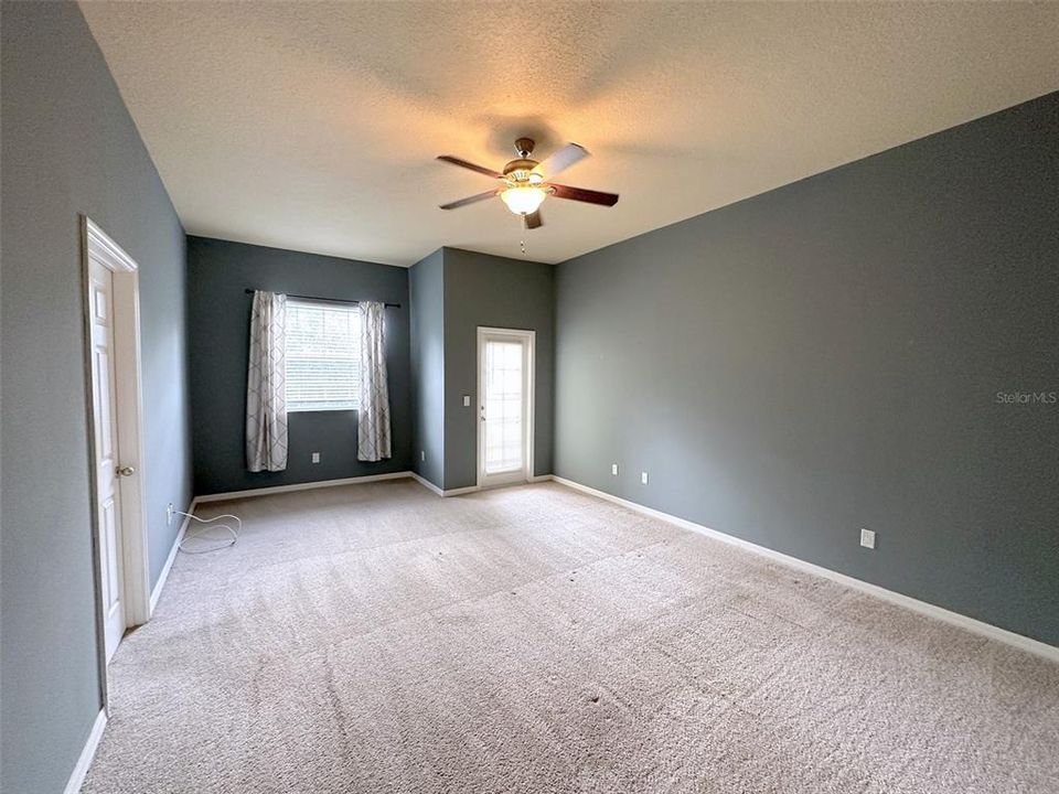 For Rent: $2,750 (3 beds, 2 baths, 1856 Square Feet)