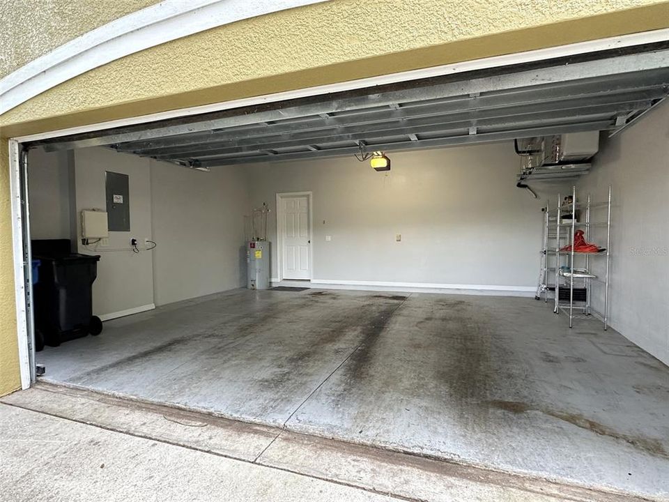 For Rent: $2,750 (3 beds, 2 baths, 1856 Square Feet)