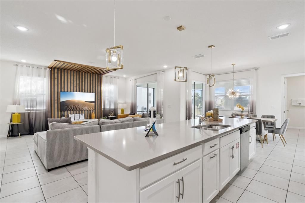 En Venta: $639,900 (6 camas, 4 baños, 2998 Pies cuadrados)