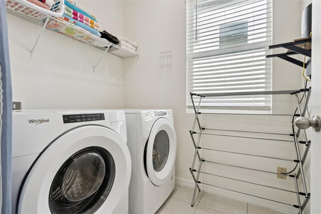 En Venta: $639,900 (6 camas, 4 baños, 2998 Pies cuadrados)