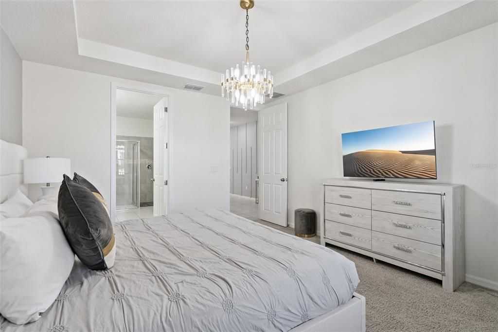 En Venta: $639,900 (6 camas, 4 baños, 2998 Pies cuadrados)