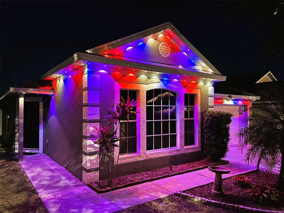 待售: $299,900 (4 贝兹, 2 浴室, 1471 平方英尺)