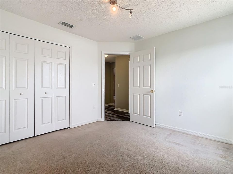 待售: $299,900 (4 贝兹, 2 浴室, 1471 平方英尺)