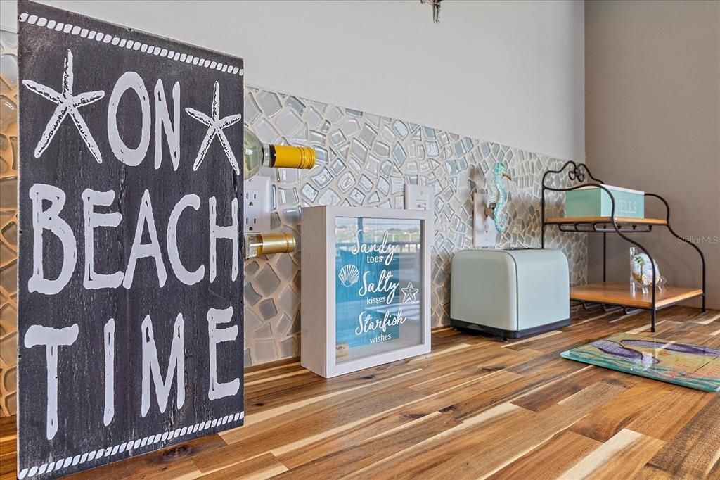 出租: $2,200 (2 贝兹, 1 浴室, 750 平方英尺)