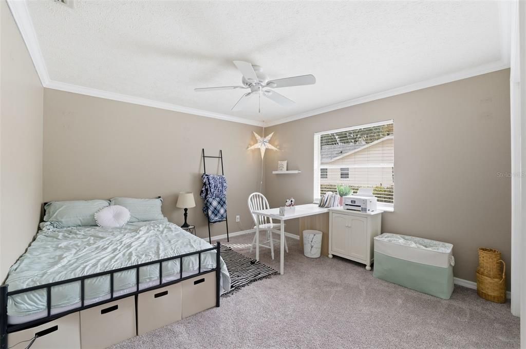 待售: $425,000 (3 贝兹, 2 浴室, 2047 平方英尺)