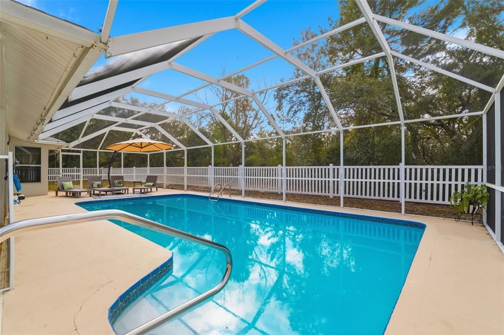 待售: $425,000 (3 贝兹, 2 浴室, 2047 平方英尺)