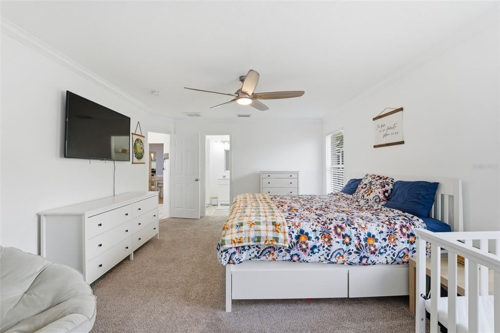 待售: $425,000 (3 贝兹, 2 浴室, 2047 平方英尺)