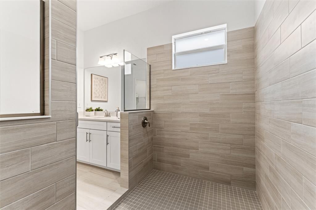 For Sale: $789,990 (3 beds, 3 baths, 2445 Square Feet)