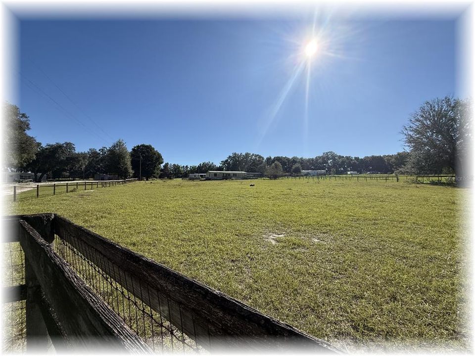 На продажу: $189,900 (3 спален, 2 ванн, 1568 Квадратных фут)