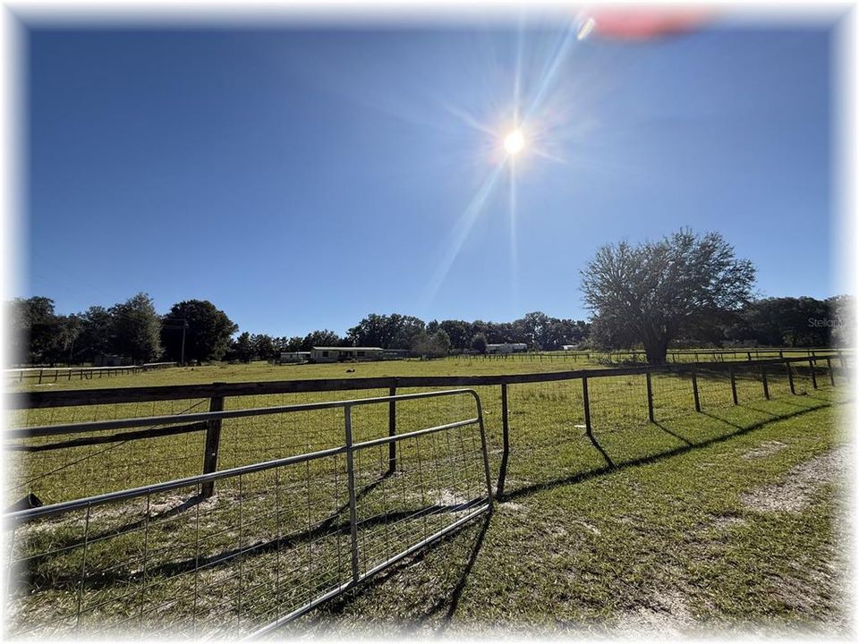 На продажу: $189,900 (3 спален, 2 ванн, 1568 Квадратных фут)